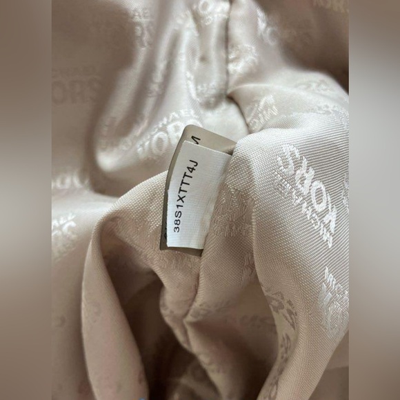 MICHAEL KORS JET SET MONOGRAM LOGO TOTE RED TRIM HANDLES ❣️❤️‍🔥 - Picture 6 of 6